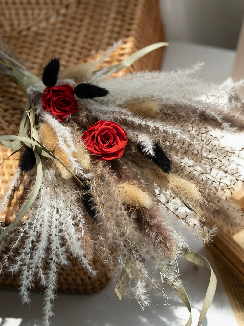 Preserved Rose Rabbit Tail Ree - Dried Flower Bouquet ulasan dan harga